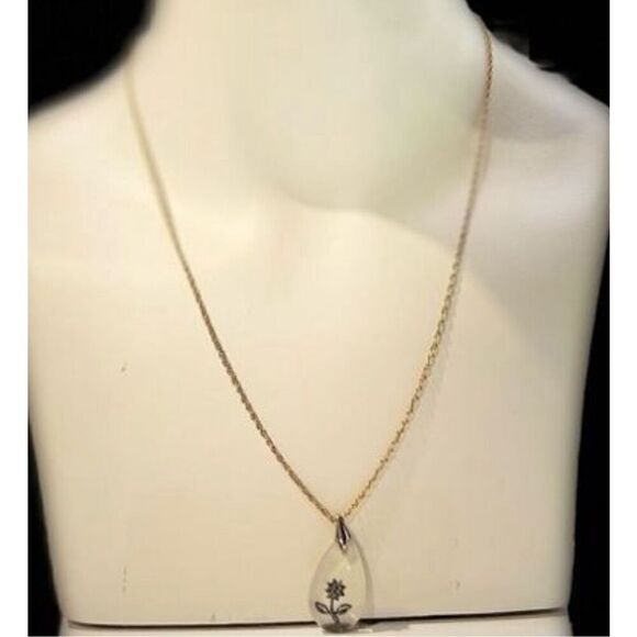 Bundle 3 for $15 | Gold Tone Necklace | Gold Flower Pendant - Picture 1 of 13